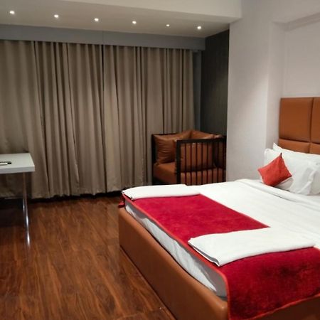 Hotel Balaji Central Ratlām Exteriér fotografie